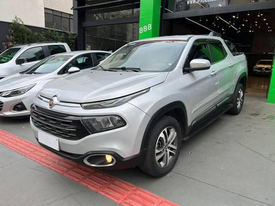 FIAT TORO 2.4 16V MULTIAIR FLEX FREEDOM AT9 FIAT TORO 2.4 16V MULTIAIR FLEX FREEDOM AT9